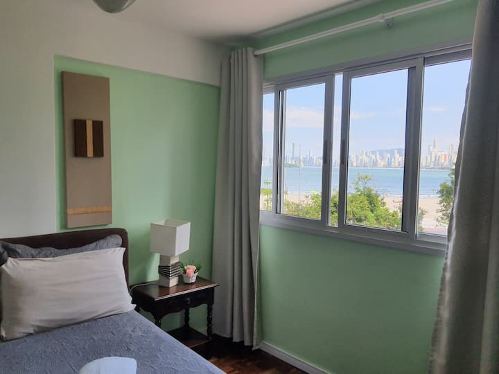 חדר 01 צמוד עם מיטה זוגית