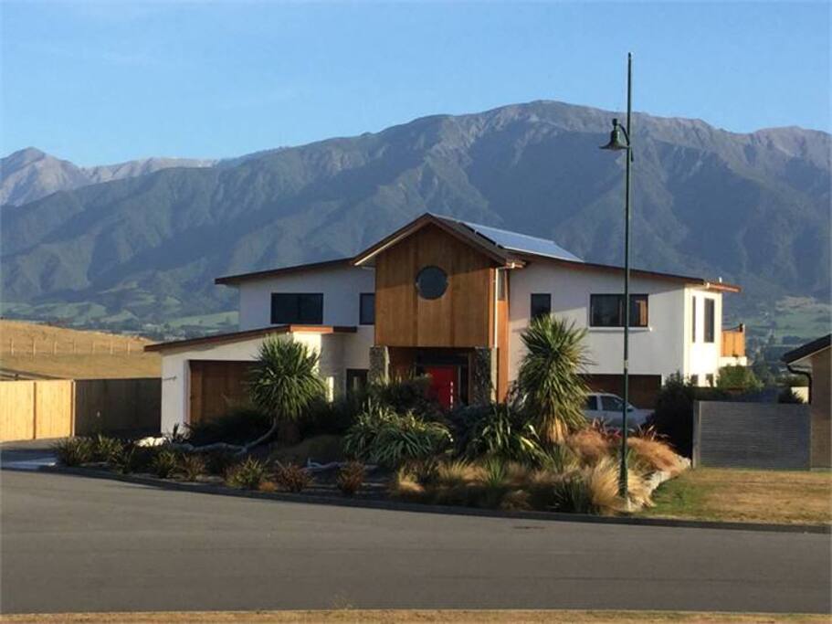 The Boathouse from the street.