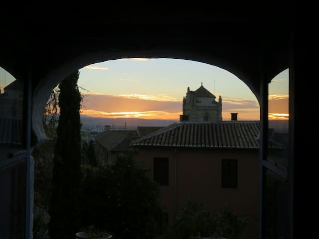 Charming house in the Albaicin. (LOVELY)