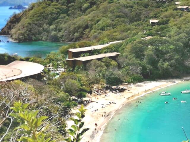Deluxe,Pool, Security24/7, NearTheBeaches,Airport