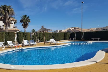Top 20 cabo roig accommodation, holiday rentals, holiday homes ... Dormitorios matrimonio roig muebles