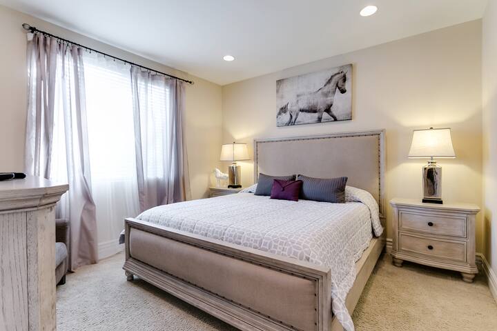 101 Luxurious Home near Universal Studios Pool/Spa gallery image 5