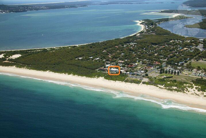 Bennett’s by the Beach – Direct beach access gallery image 2