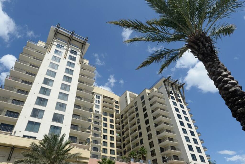 Origin brings a south seas flair to PCB.