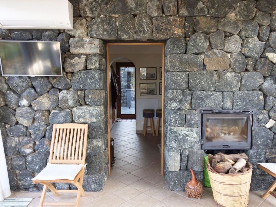 entrance to kitchen