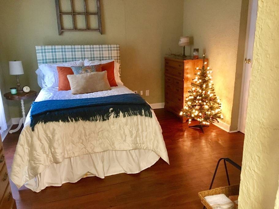 Your bedroom during your stay with dresser space to place your things, equipped with a very comfortable full-sized bed and fresh sheets and linens to make your stay as enjoyable as possible.