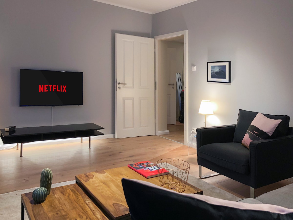 Popular Airbnb listing: NEW ⭐️ Cozy Flat - Central & trendy neighbourhood in Düsseltal