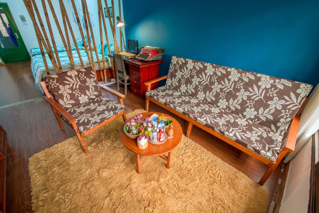 COMFY couch