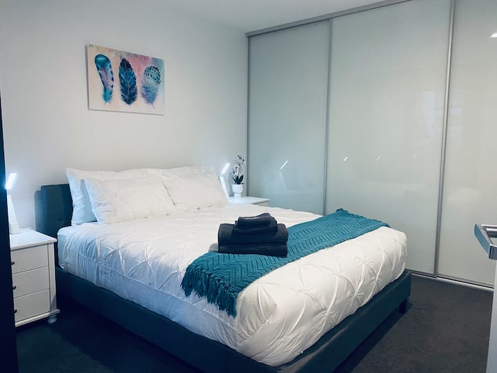 Canberra #1Bedroom #Parking #Shopping mall