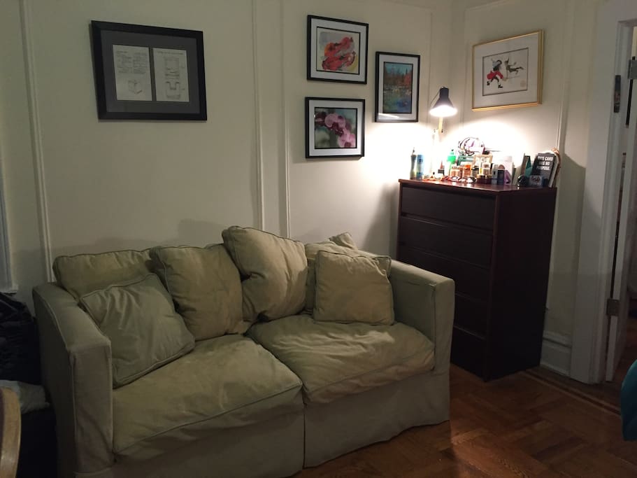 Pull out full sofa!