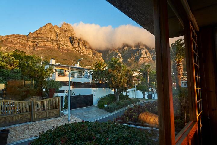 The Cape Kingdom Beach House, Camps Bay gallery image 2