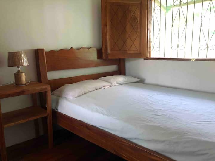 Zimmer unten 