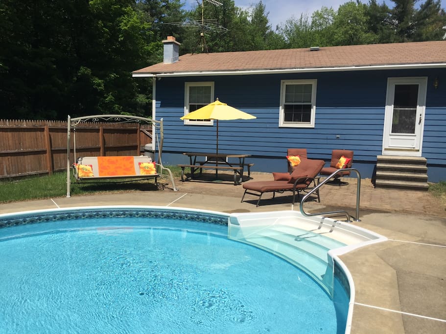 Pool area