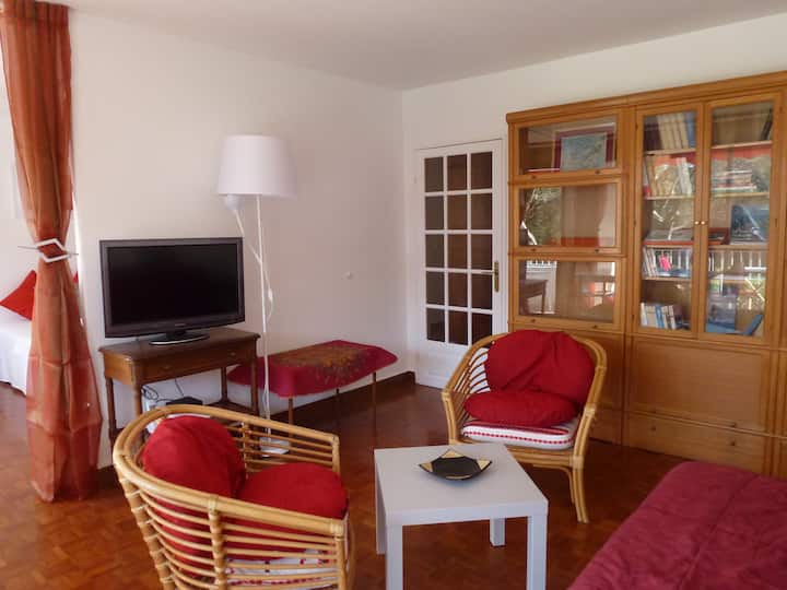Appartement 57 M2, Parking Gratuit, Balcon - Aix-en-Provence