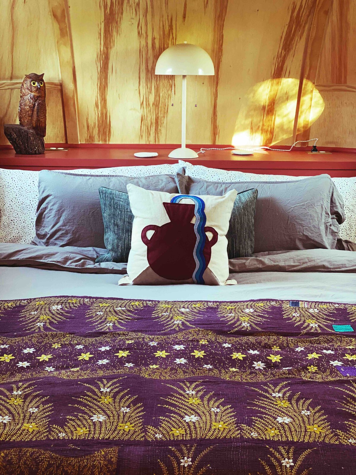 King Bed + 3 acres + private pool “VooDoo”