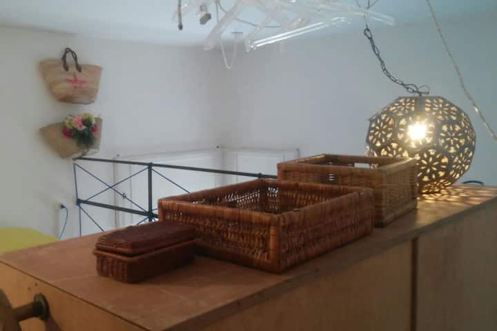 cOOL SOBA CRVENA