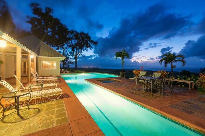 Pool, hot-tub, huge ocean view gallery image 5