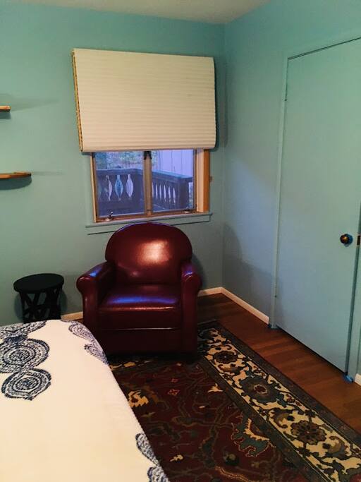Captains chair in suite