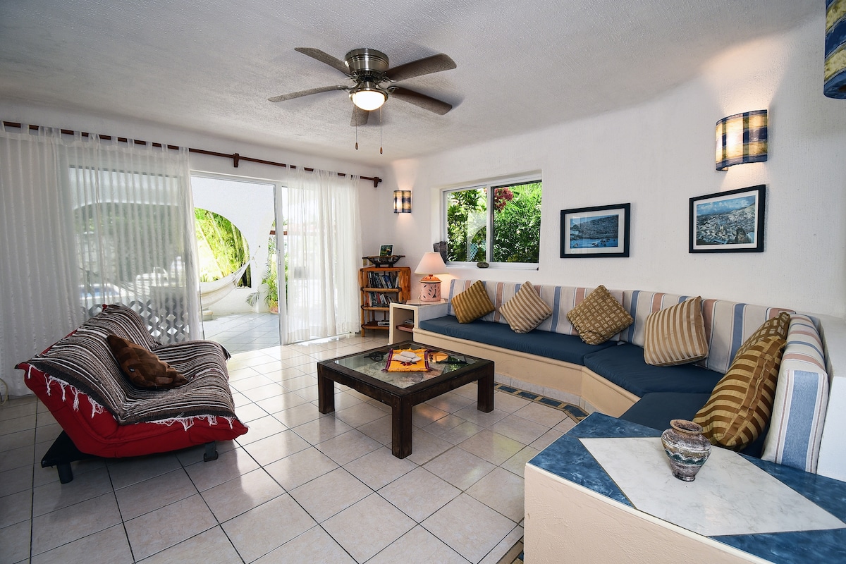 Propiedad de Airbnb exitosa: Large Villa near Half Moon bay&Caleta Yalku Akumal en Tulum
