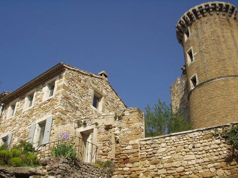 Superb village house in Drôme provençale