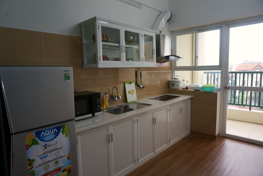 Full Kitchen with Fridge, Air conditioning, Balcony