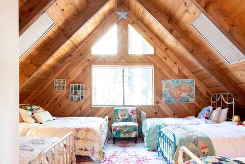 Honey Cabin  - light & bright boho chic