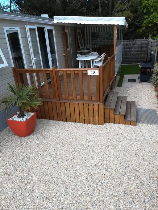 terrasse trés ensolleillée