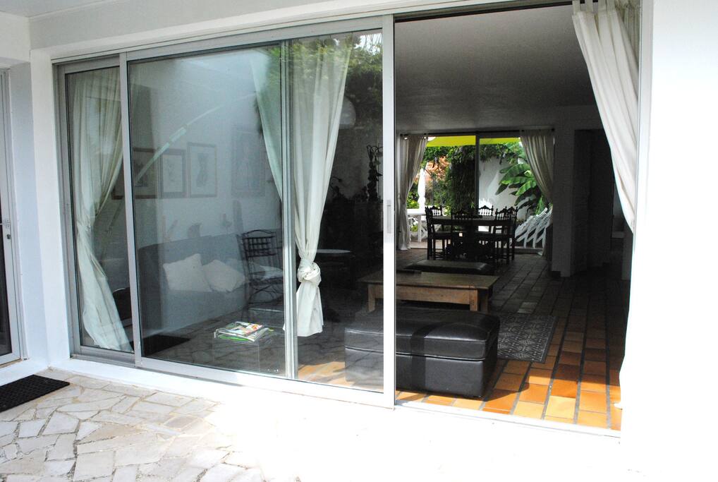 Vue sur le salon