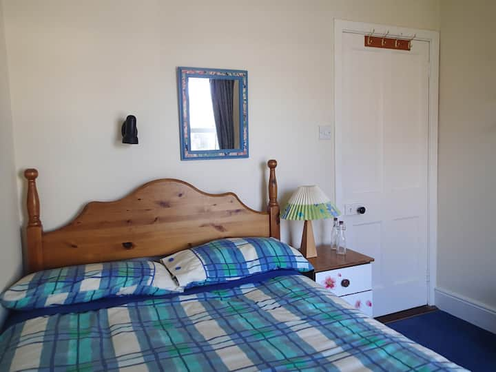 Double Room just off Main Street, Castleisland