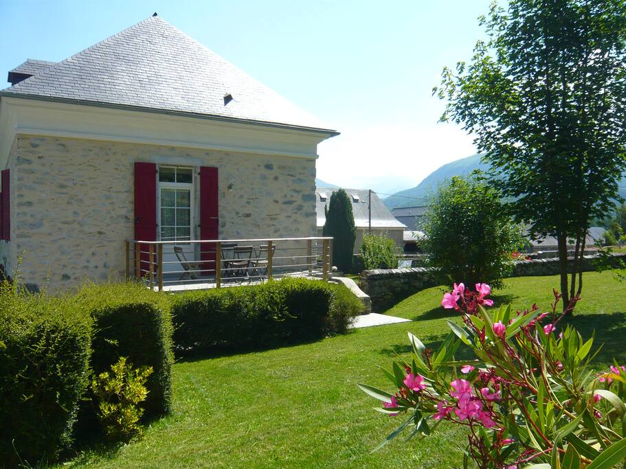 Entrée gîte côté Pibeste