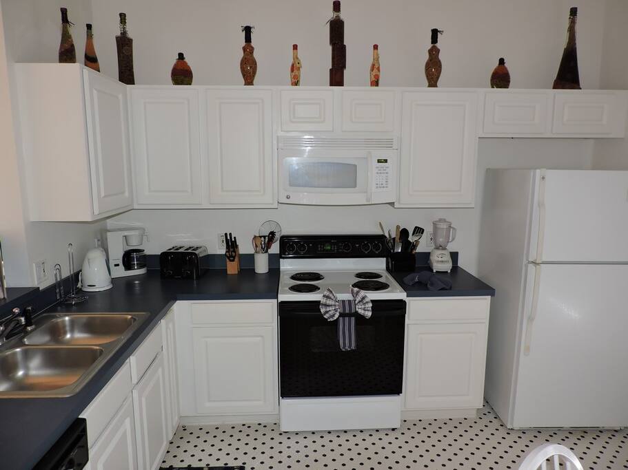 Fully equipped kitchen