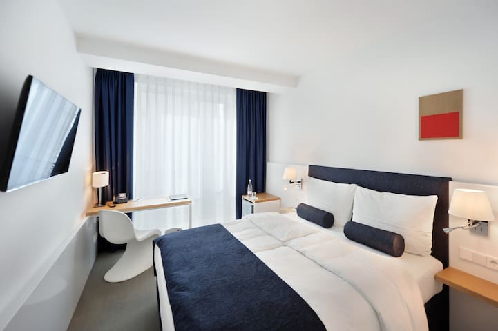 Airbnb Germering Vacation Rentals Places To Stay Bavaria