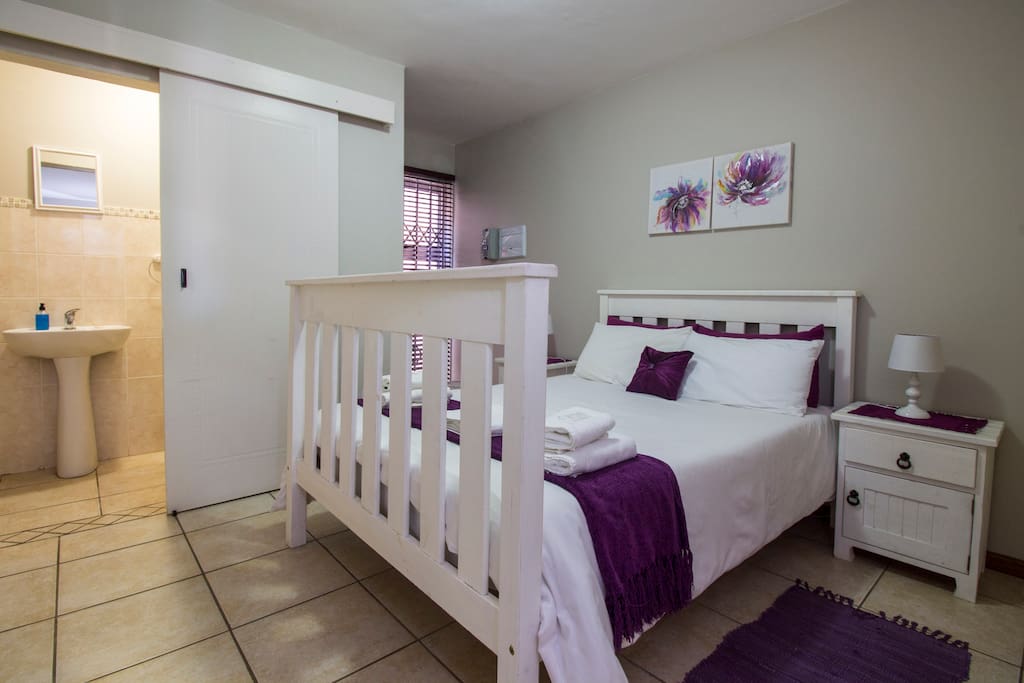 2nd Bedroom with en-suite