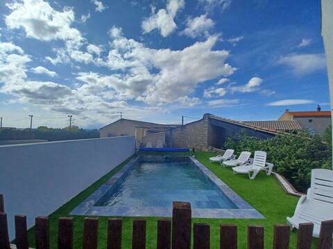 3 bedroom house with private pool