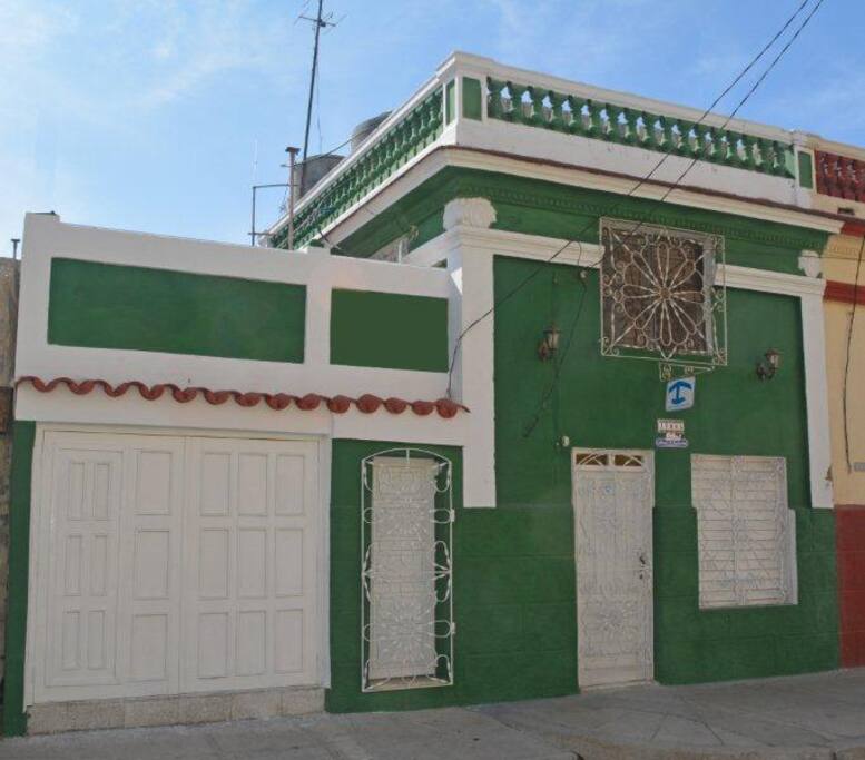 Frente de nuestro hostal