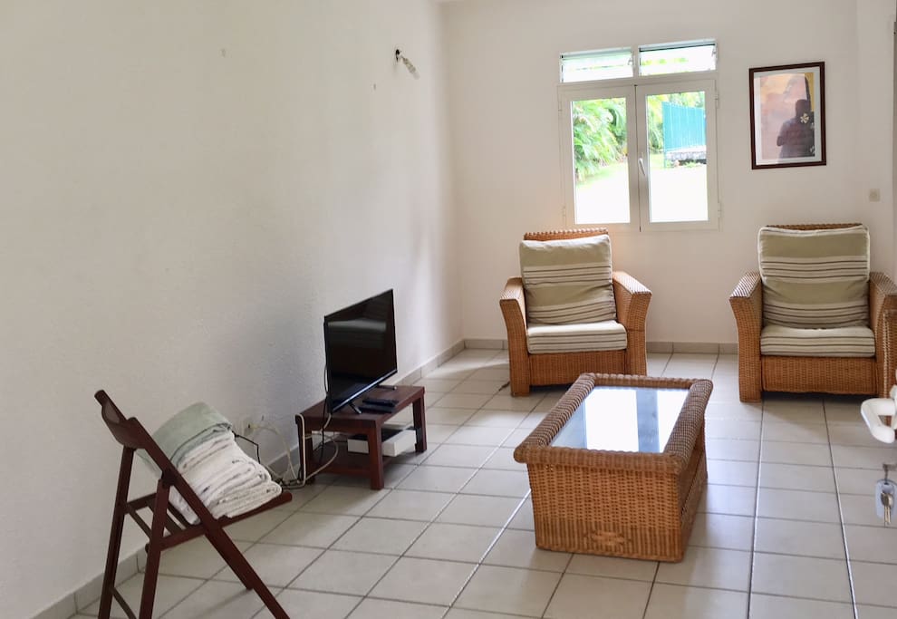 Lounge and main Entrance