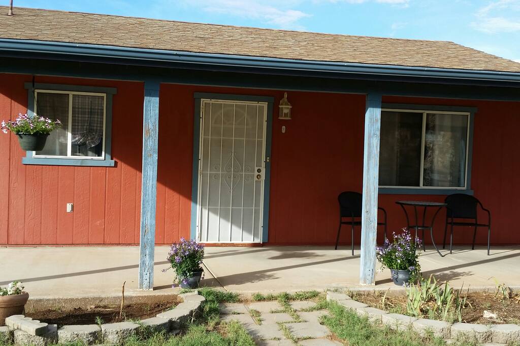 Freestanding guest house