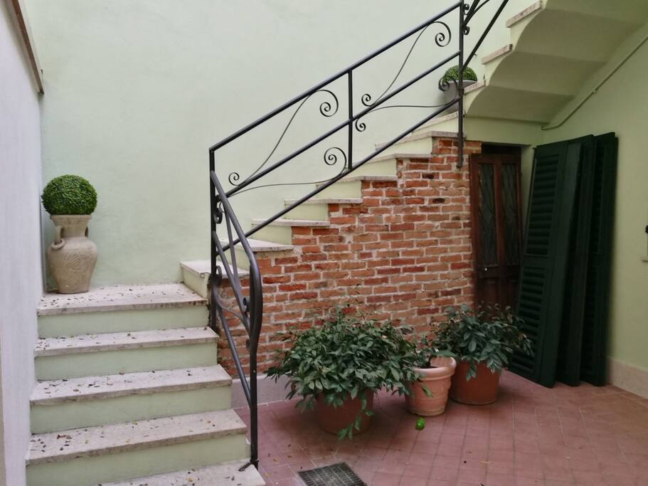 Private courtyard
