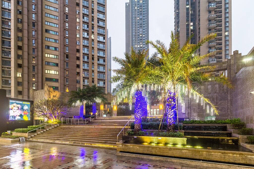 小区正门