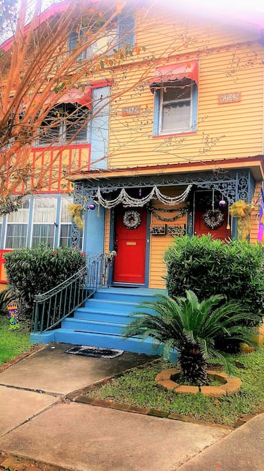 HISTORIC UPTOWN NEW ORLEANS HOME