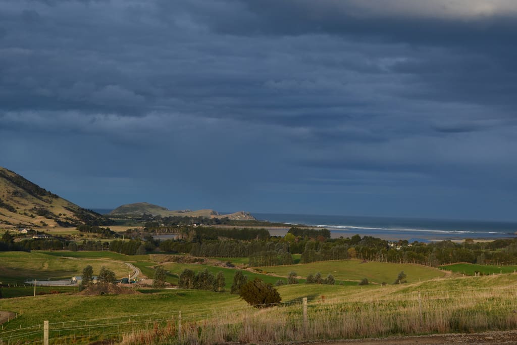 Catlins Estuary View Houses for Rent in Owaka, Otago, New Zealand