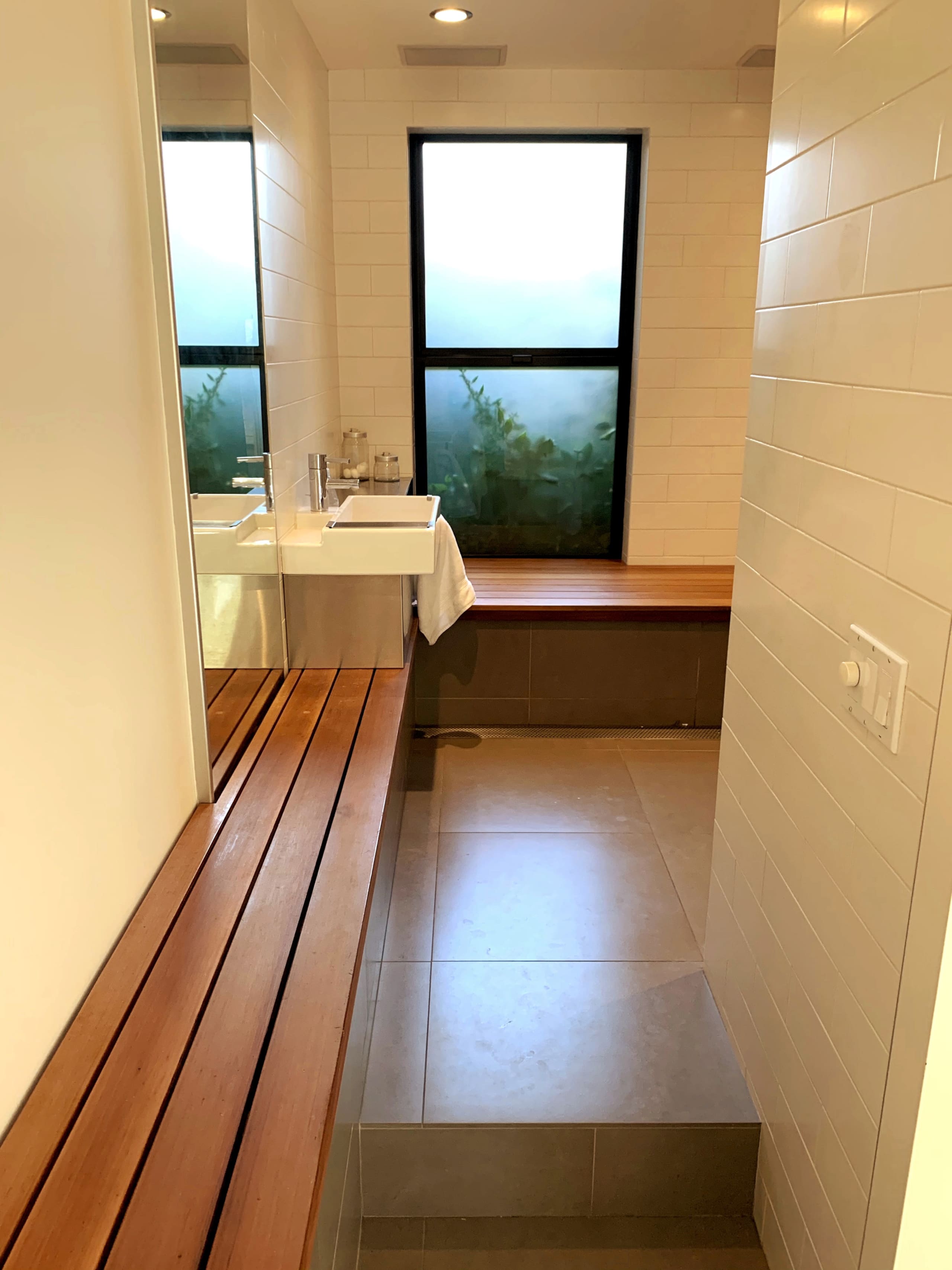 Home in San Francisco · ★5.0 · 3 bedrooms · 2 beds · 2 baths - Image 10