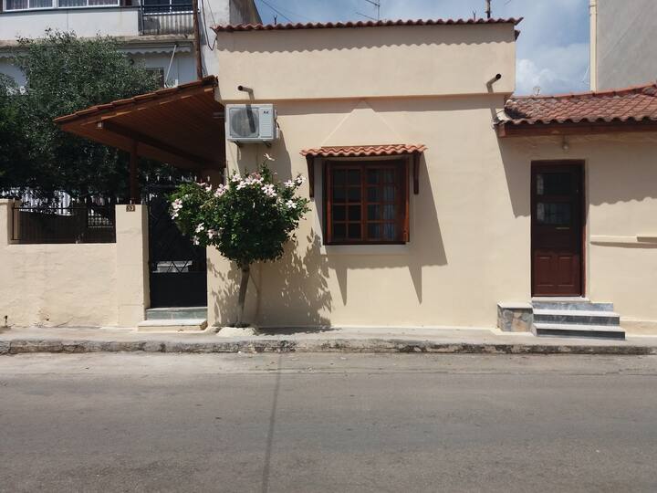 "Pretty House" Detached House In Kalamata - Kalamata