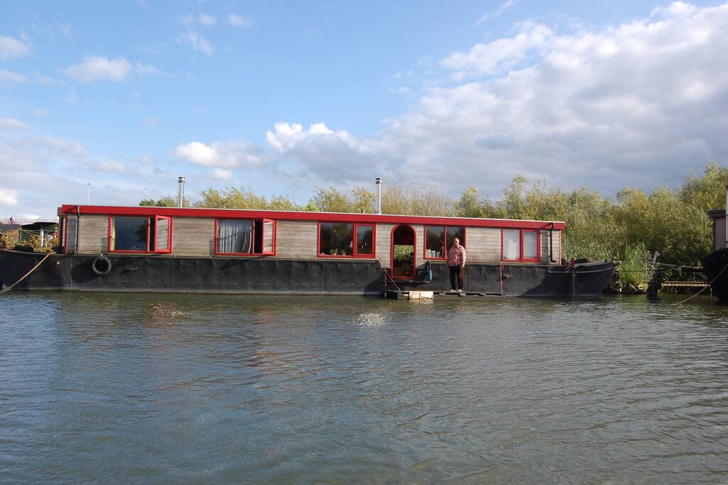 woonboot te huur noord holland woonboot op ijsselmeer in amsterdam woonboten te huur in woonboot te huur noord holland woonboot op ijsselmeer in amsterdam woonboten te huur in