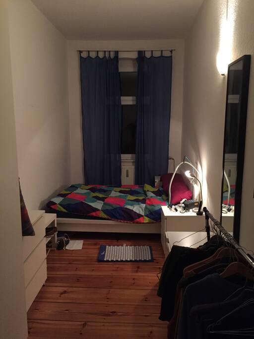 Bedroom Pers 1