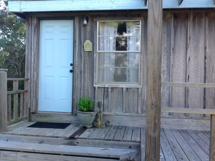 The Bungalow Tiny houses for Rent in Fairhope, Alabama, United States