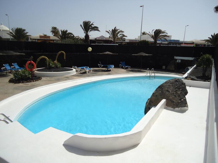 La Segunda Piscina/ The Secondary Pool