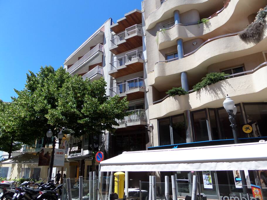 Edifici