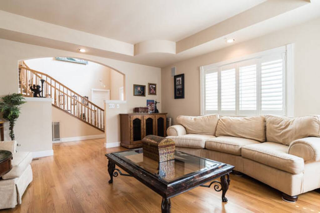 living room you pass by on way to room
