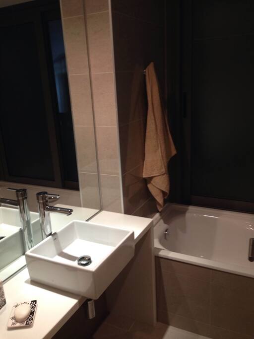 Baño del dormitorio en suite